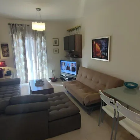 Loukas Apartment *