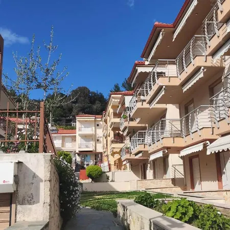 Apartment Loukas *