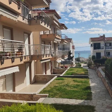 Apartament Loukas Nea Skioni